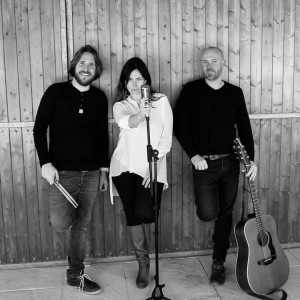 fetemusique1-groupe Indécis d'un soir Square des Echassiers.jpg
